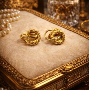 Trifari Vintage Gold Swirl Clip-On Earrings